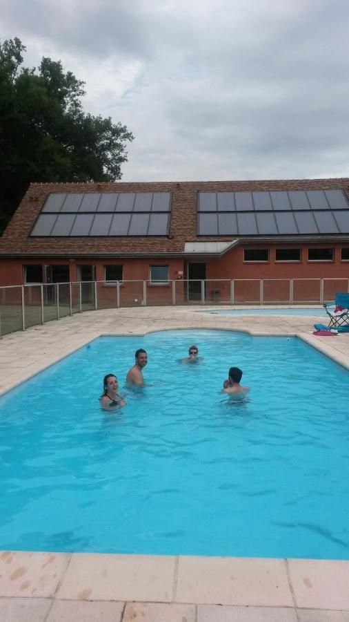 Onlycamp Le Pont Romain Yvré-lʼÉvêque Exteriör bild