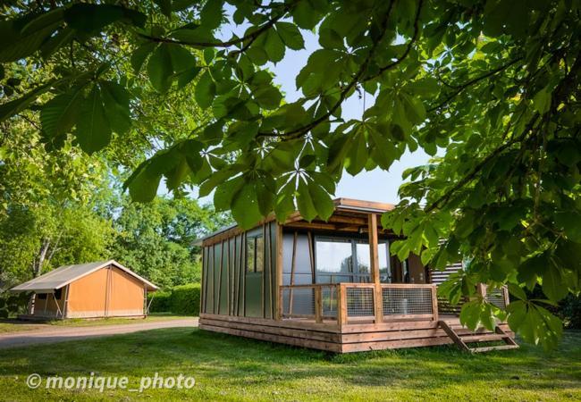 Onlycamp Le Pont Romain Yvré-lʼÉvêque Exteriör bild